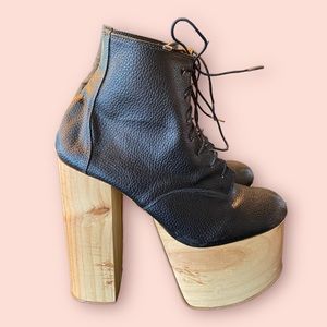 Deandri “Tequila” Black Textured Leather Platform Ankle Boots - Size 7.5